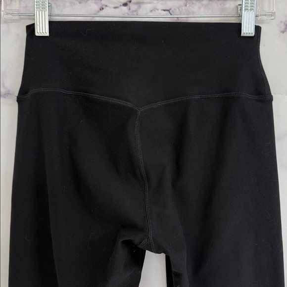 ALO YOGA Alosoft High-Waist 7/8 Highlight Leggings Black Size Small - Picture 9 of 14